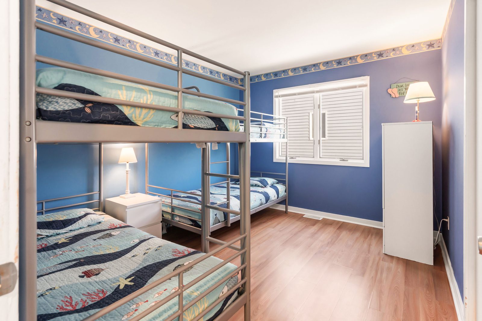 Bunk bedroom with two bunk beds
