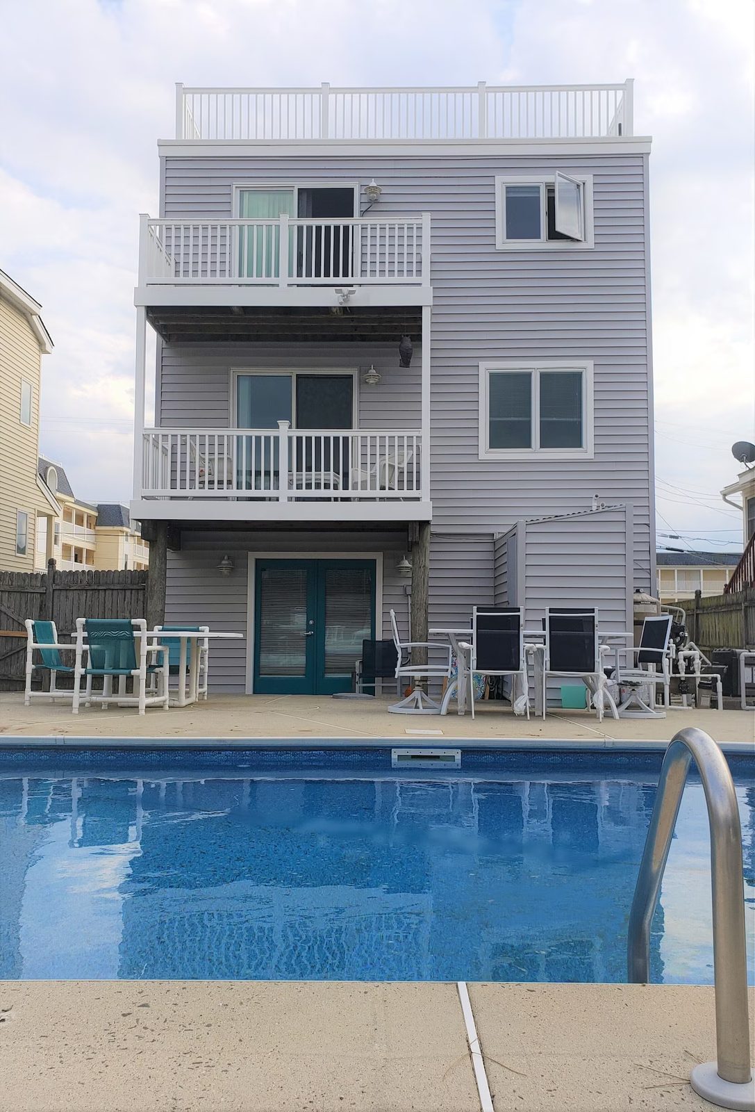 Pool area
